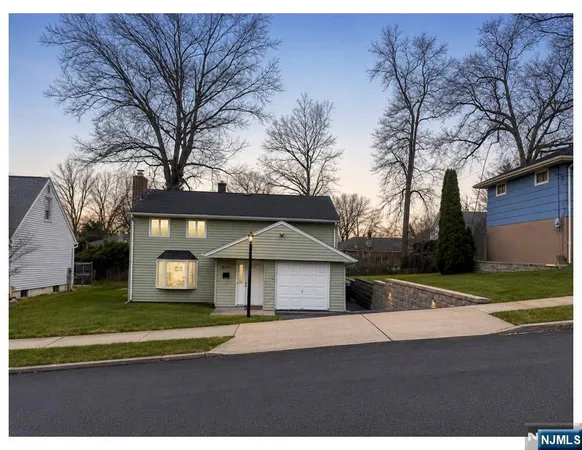 $629,000 | 92 Grove Street, Waldwick, NJ 07463