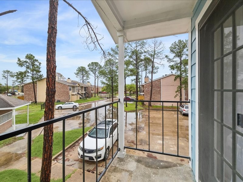 7402 Alabonson Road, Unit 202 Houston, TX 77088 - Photo 5 of 5