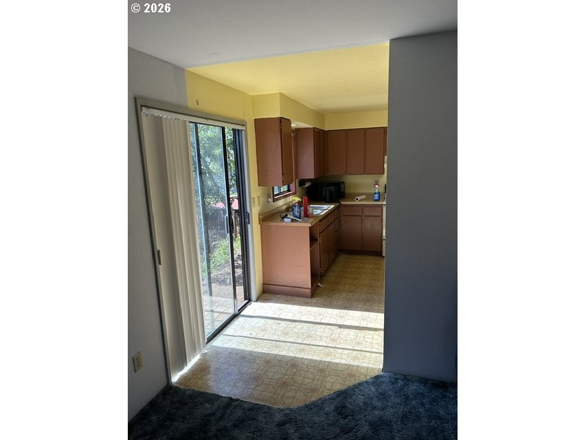 1125 Maple Street Myrtle Point, OR 97458 - Photo 9 of 34