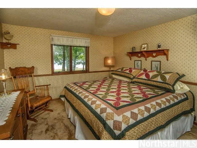 29270 Huxtable Point Road Merrifield, MN 56465 - Photo 11 of 18 Gallery Image 11