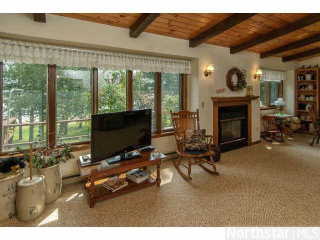 29270 Huxtable Point Road Merrifield, MN 56465 - Photo 3 of 18 Gallery Image 3