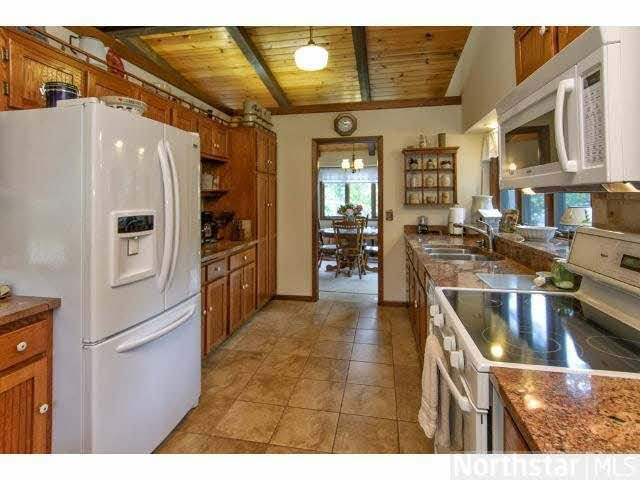 29270 Huxtable Point Road Merrifield, MN 56465 - Photo 4 of 18 Gallery Image 4