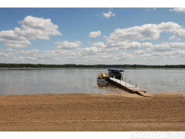 29270 Huxtable Point Road Merrifield, MN 56465 - Photo 6 of 18 Gallery Image 6