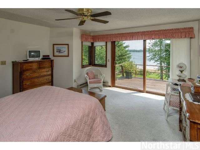 29270 Huxtable Point Road Merrifield, MN 56465 - Photo 9 of 18 Gallery Image 9