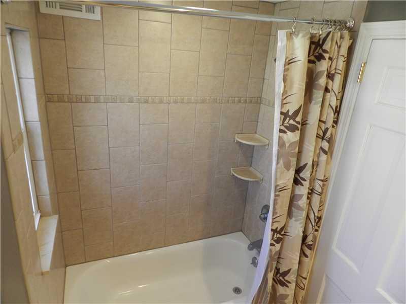 309 Edgewood Road Forest Hills, PA 15221 - Photo 8 of 22 Full Bath.