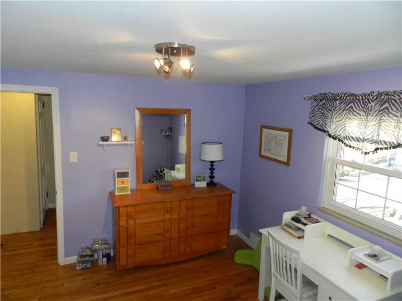 309 Edgewood Road Forest Hills, PA 15221 - Photo 10 of 22 Bedroom.