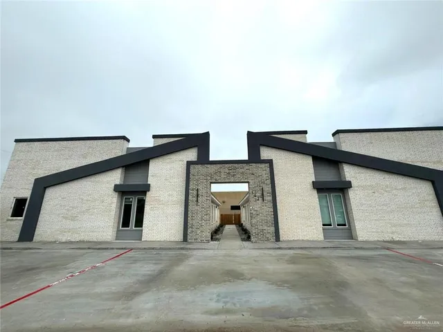 $1,295 | 104 San Jose Drive, Unit 2, Mission, TX 78572