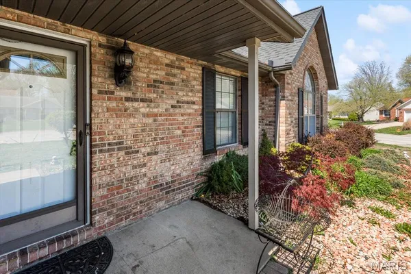 $250,000 | 1836 Spruce Hill Drive, Belleville, IL 62221