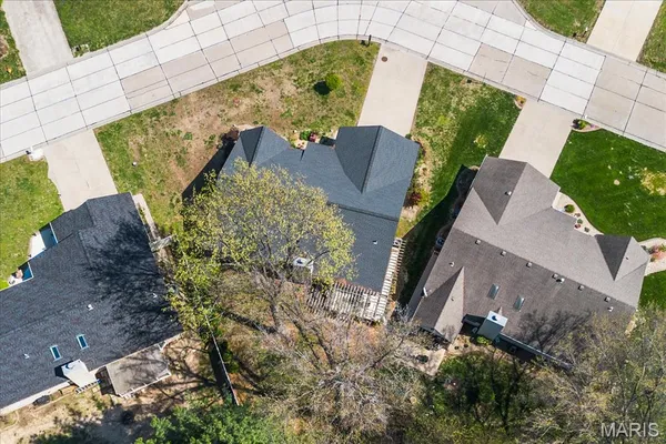 $250,000 | 1836 Spruce Hill Drive, Belleville, IL 62221