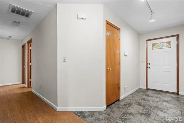 $250,000 | 1836 Spruce Hill Drive, Belleville, IL 62221