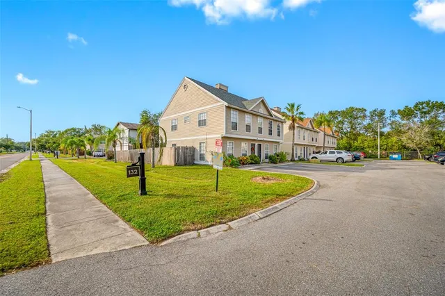 $1,850 | 128 Douglas Road West, Unit C, Oldsmar, FL 34677