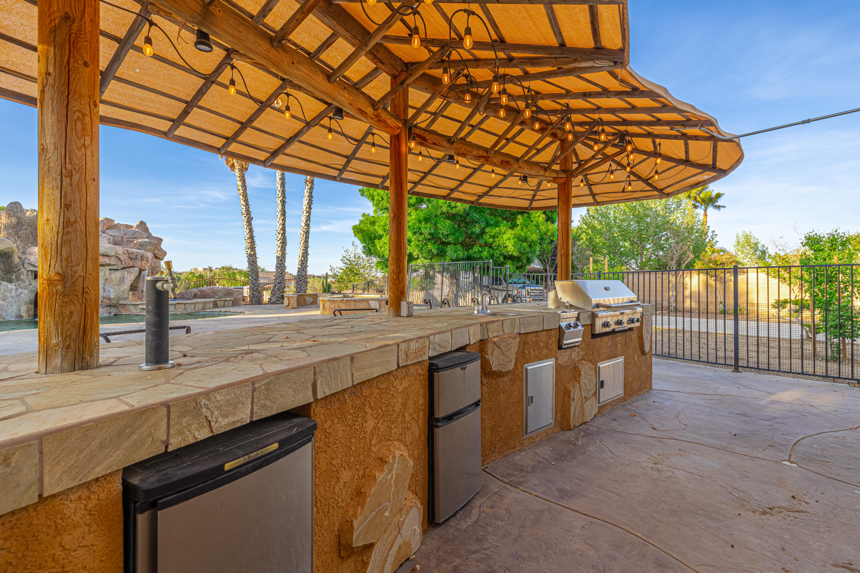 4023 Derby Circle Lancaster, CA 93536 - Photo 34 of 53 CUSTOM BUILT BBQ