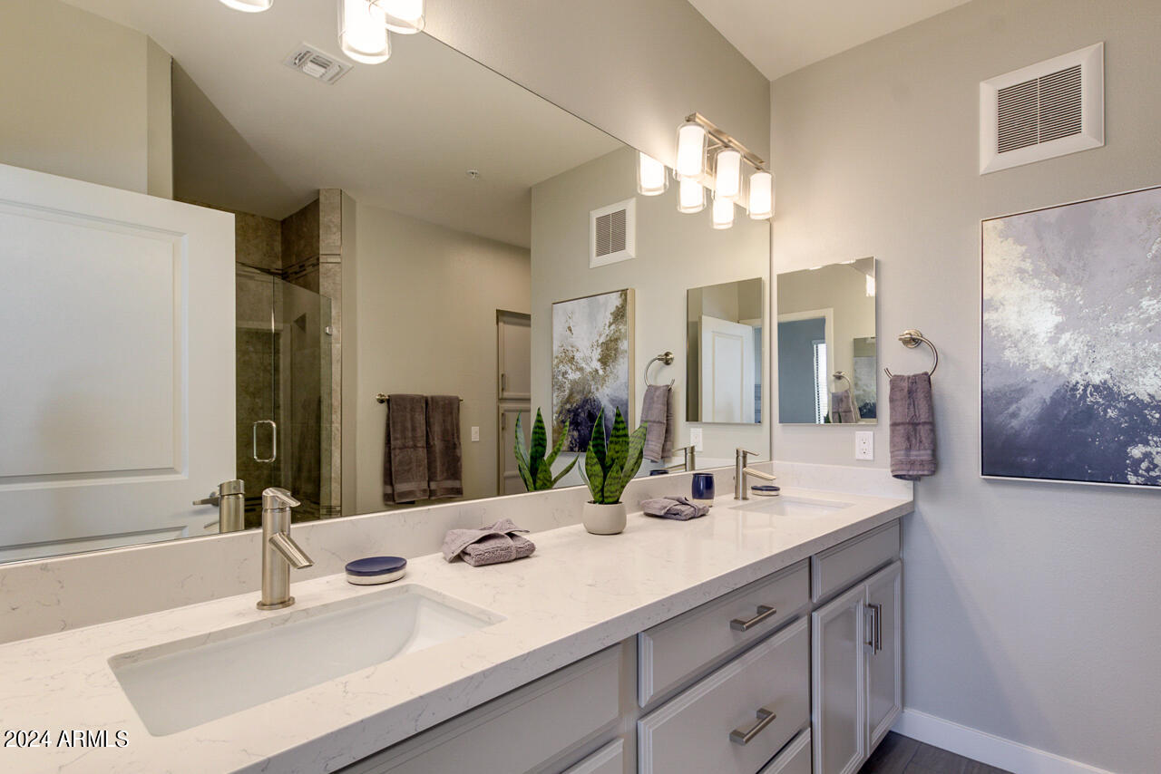 2511 West Queen Creek Road, Unit 302 Chandler, AZ 85248 - Photo 18 of 33 18-Queen