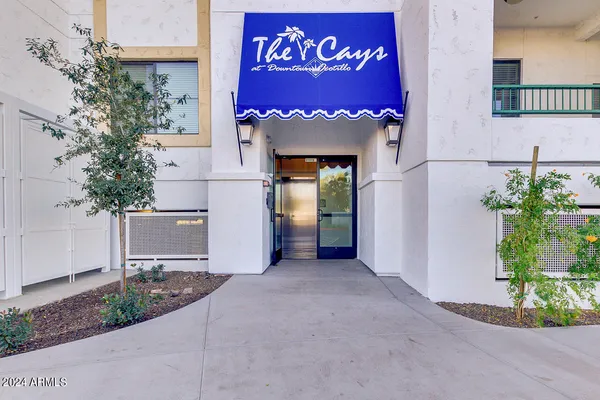 $6,000 | 2511 West Queen Creek Road, Unit 302, Chandler, AZ 85248