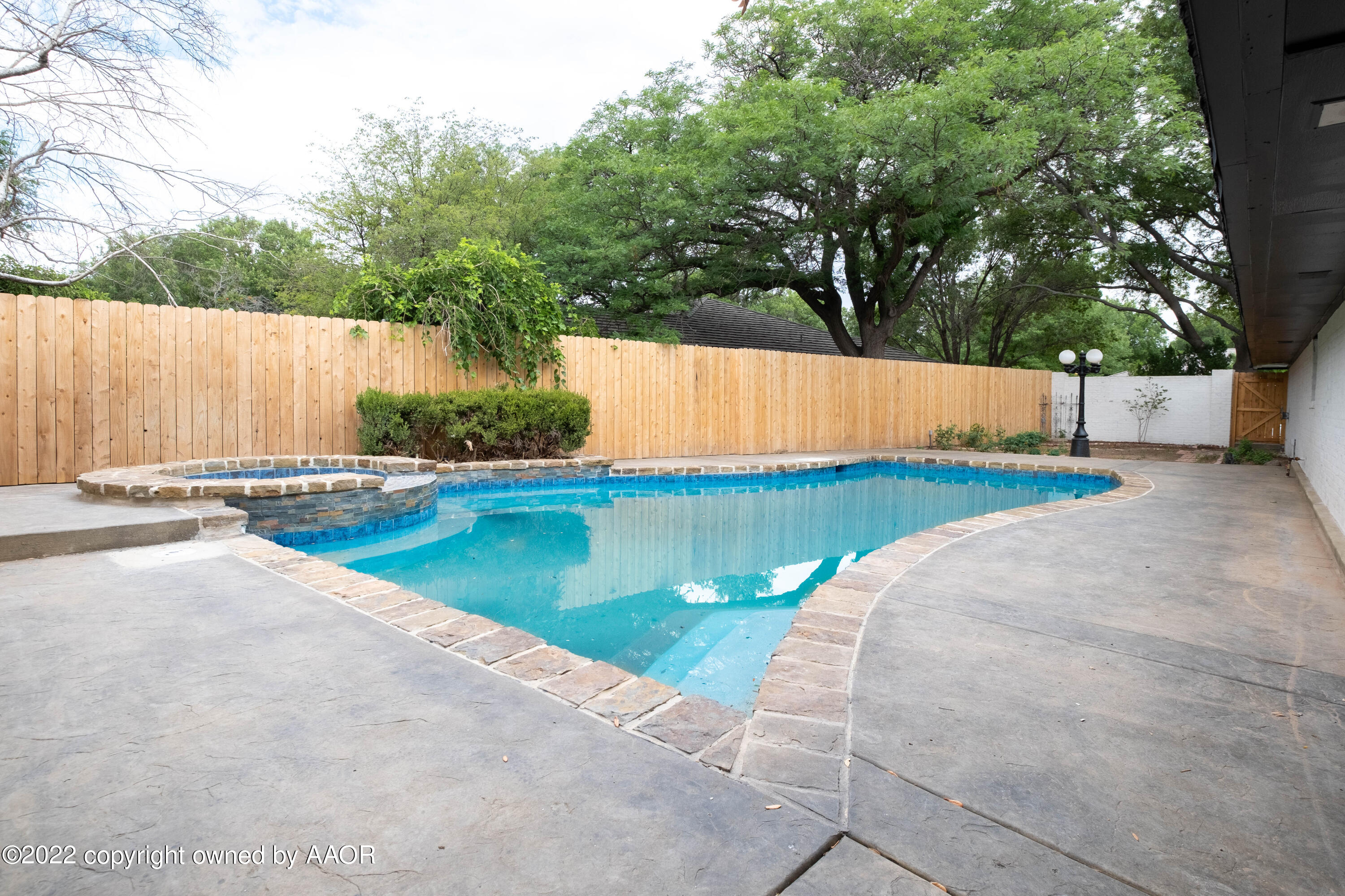 6601 Palacio Drive Amarillo, TX 79109 - Photo 16 of 28 Pool