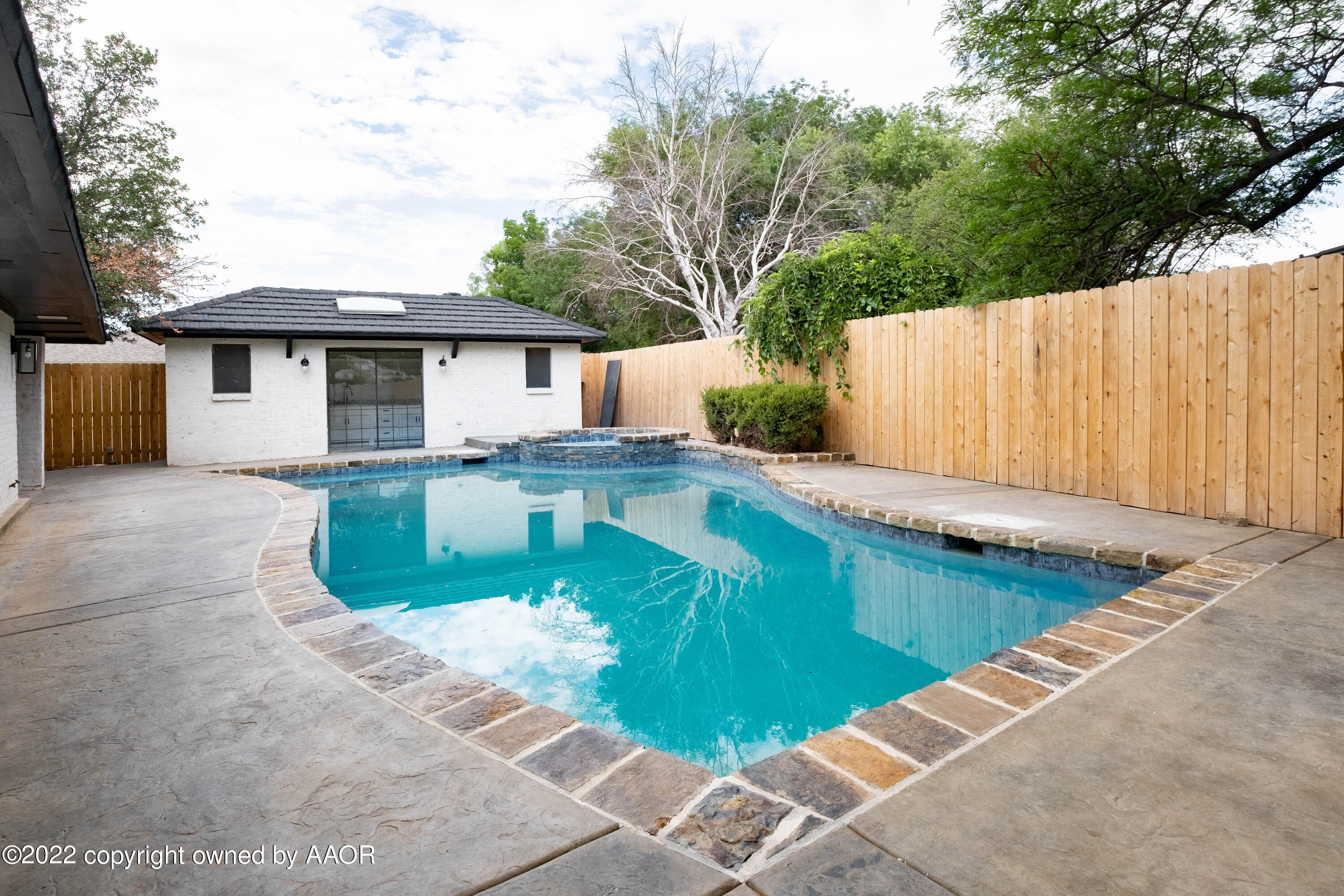 6601 Palacio Drive Amarillo, TX 79109 - Photo 17 of 28 Pool