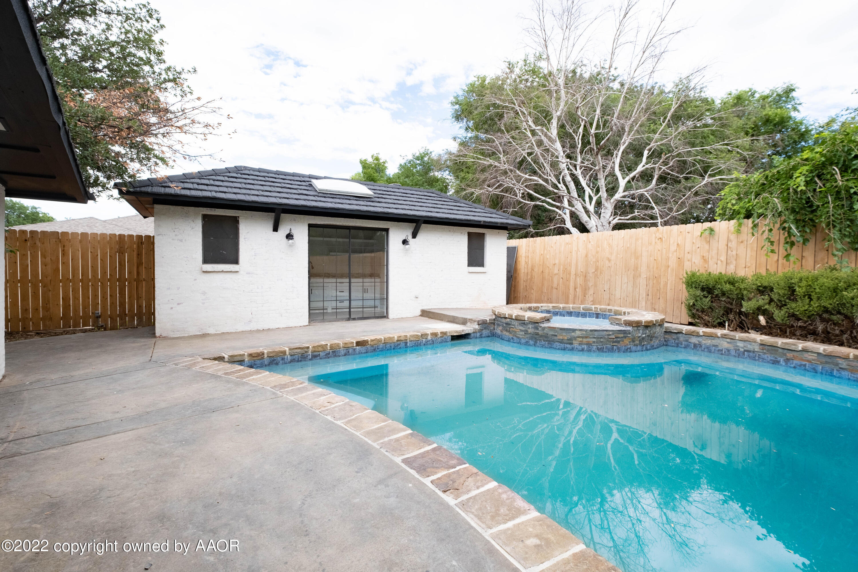 6601 Palacio Drive Amarillo, TX 79109 - Photo 19 of 28 Pool