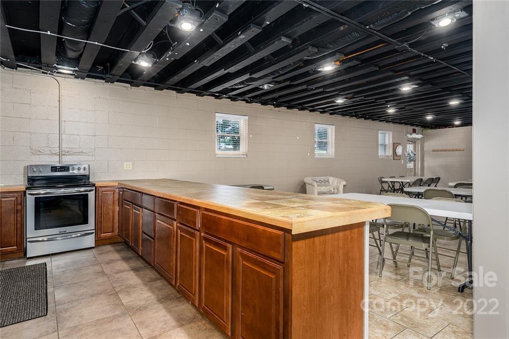 3521 Section House Road Hickory, NC 28601 - Photo 25 of 48 a kitchen with cabinets and appliances