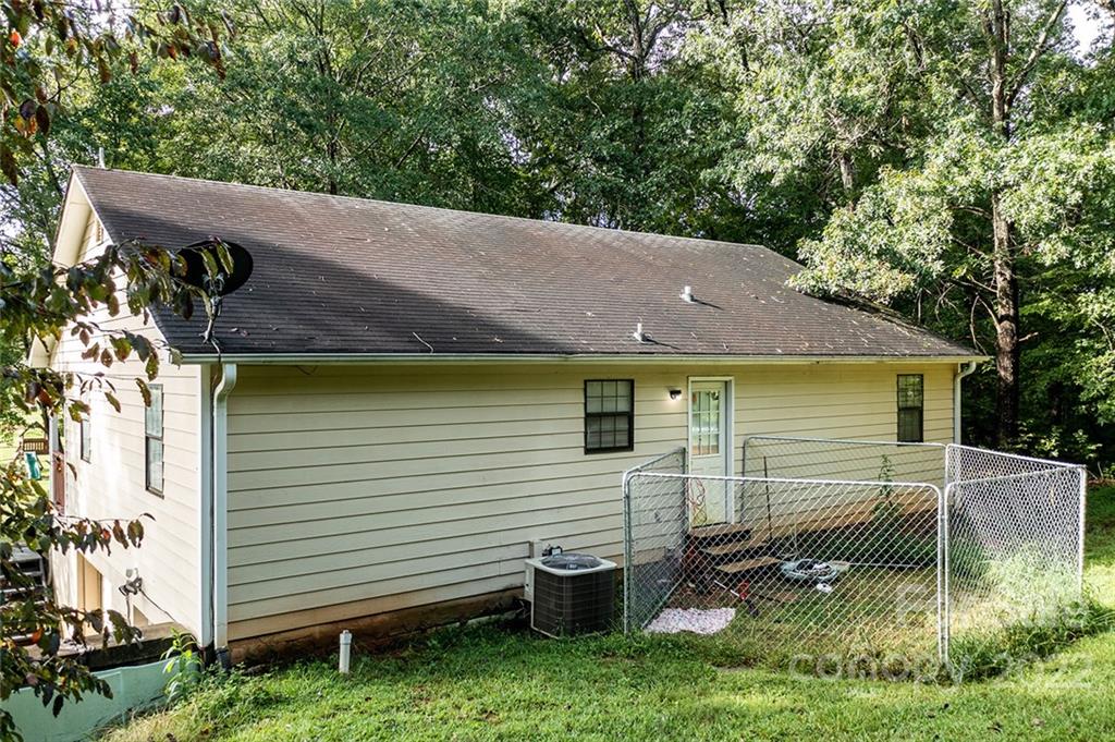 3521 Section House Road Hickory, NC 28601 - Photo 5 of 48 a view of a back yard of the house
