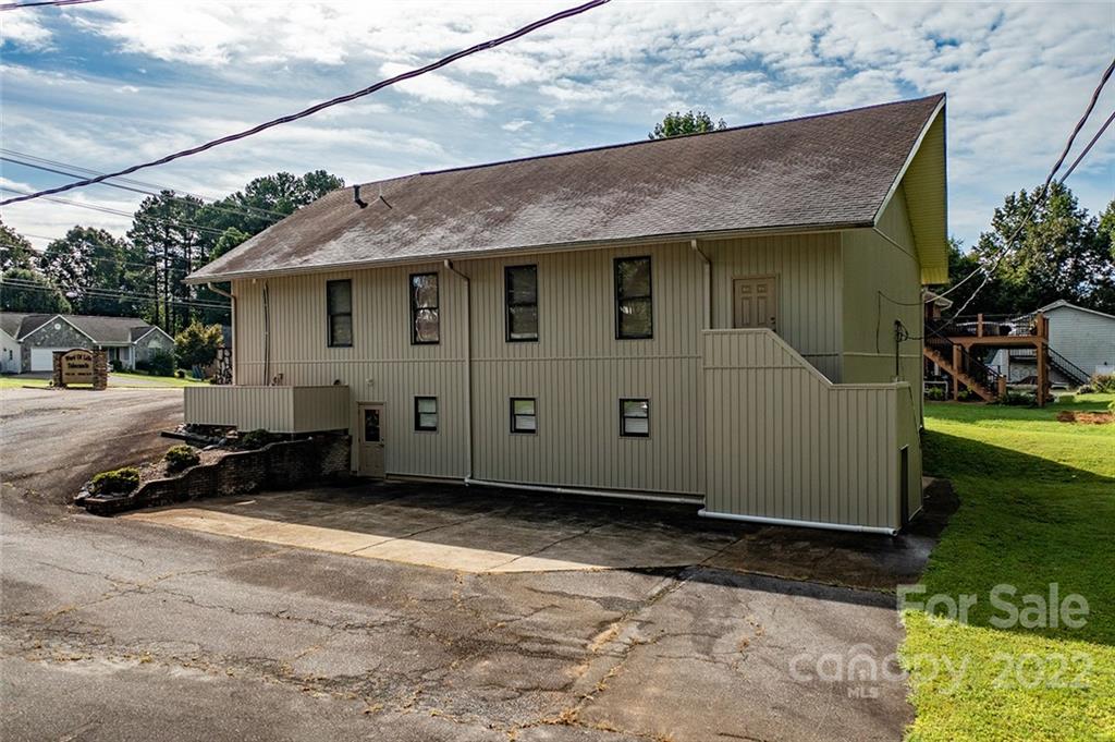 3521 Section House Road Hickory, NC 28601 - Photo 7 of 48 a view of a house with a yard