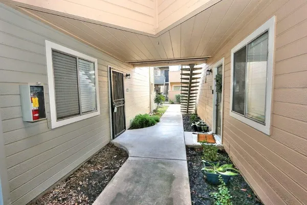 $159,900 | 1019 Dornajo Way, Unit 104, Sacramento, CA 95825