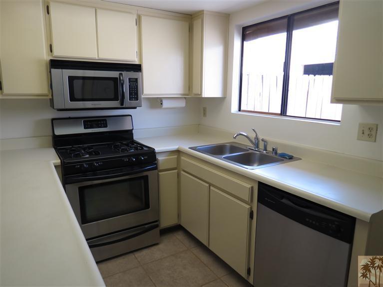 69607 Heather Way Rancho Mirage, CA 92270 - Photo 3 of 31 Additional Photo