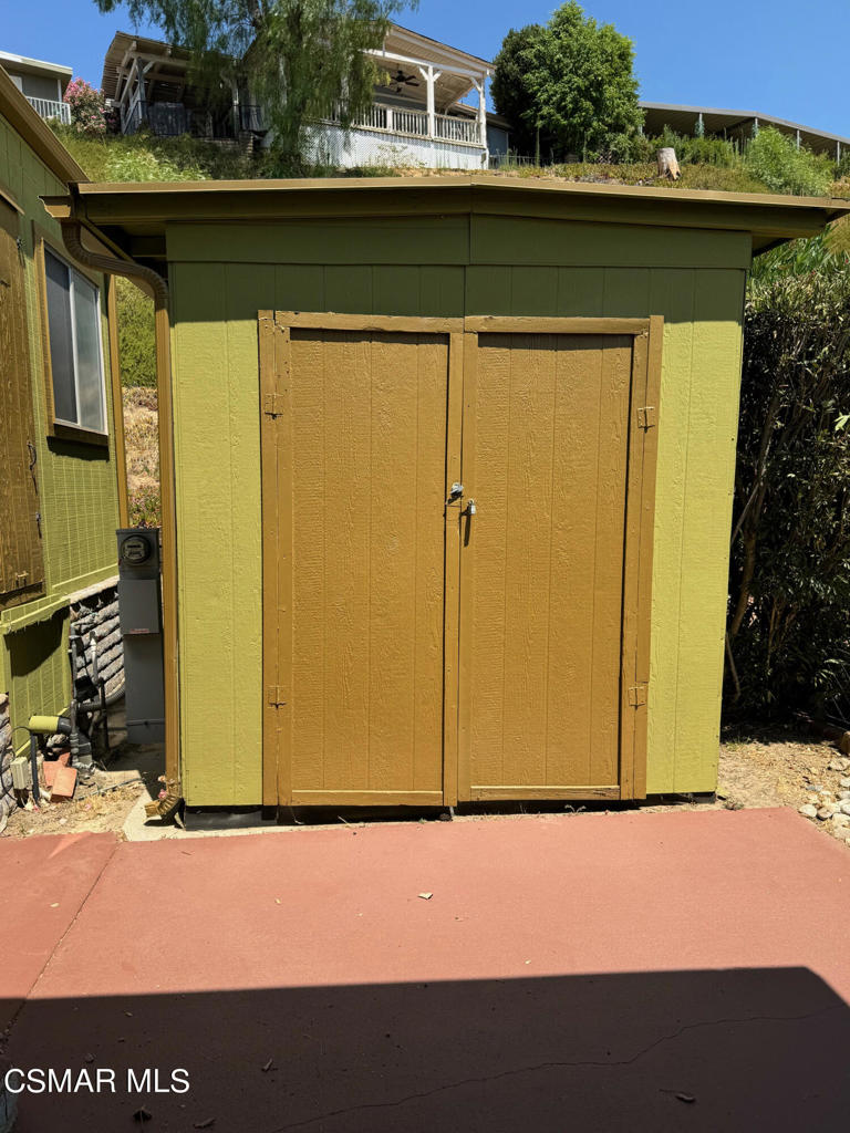 24303 Woolsey Canoga Park, Unit 26 Los Angeles, CA 90068 - Photo 19 of 28