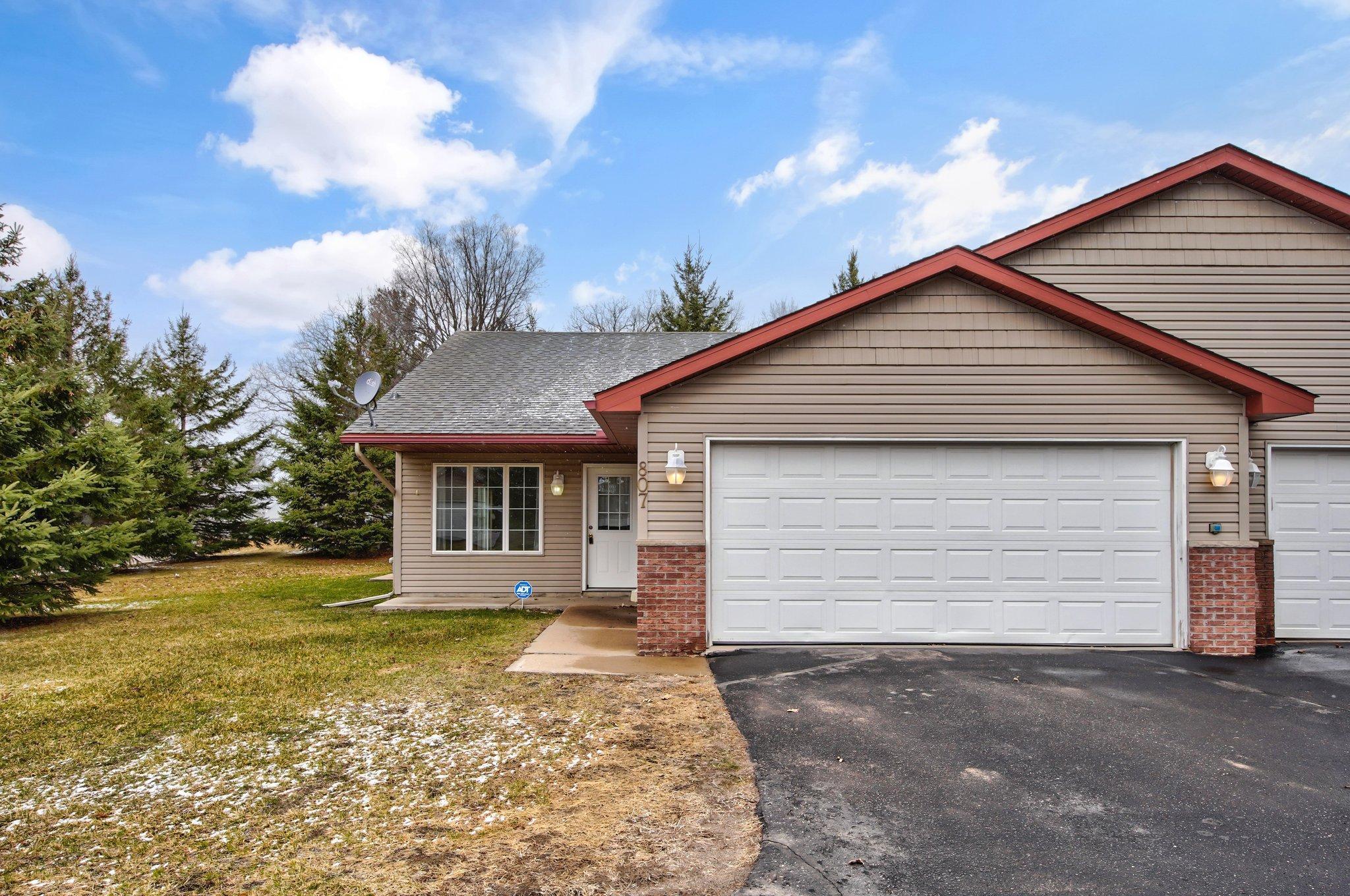 807 Shady Ridge Lane Braham, MN 55006 - Photo 1 of 1