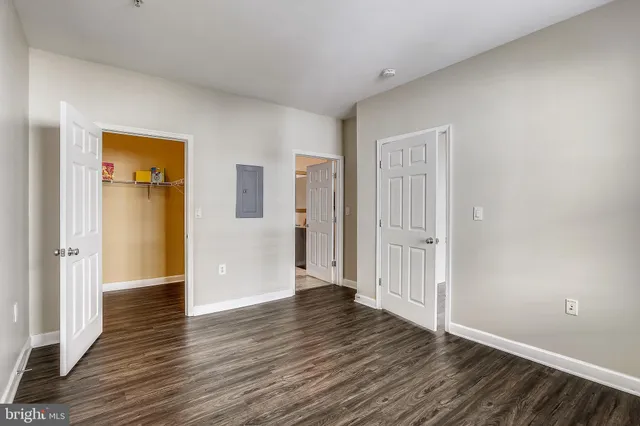 $1,950 | 22641 Blue Elder Terrace, Unit 201, Brambleton, VA 20148