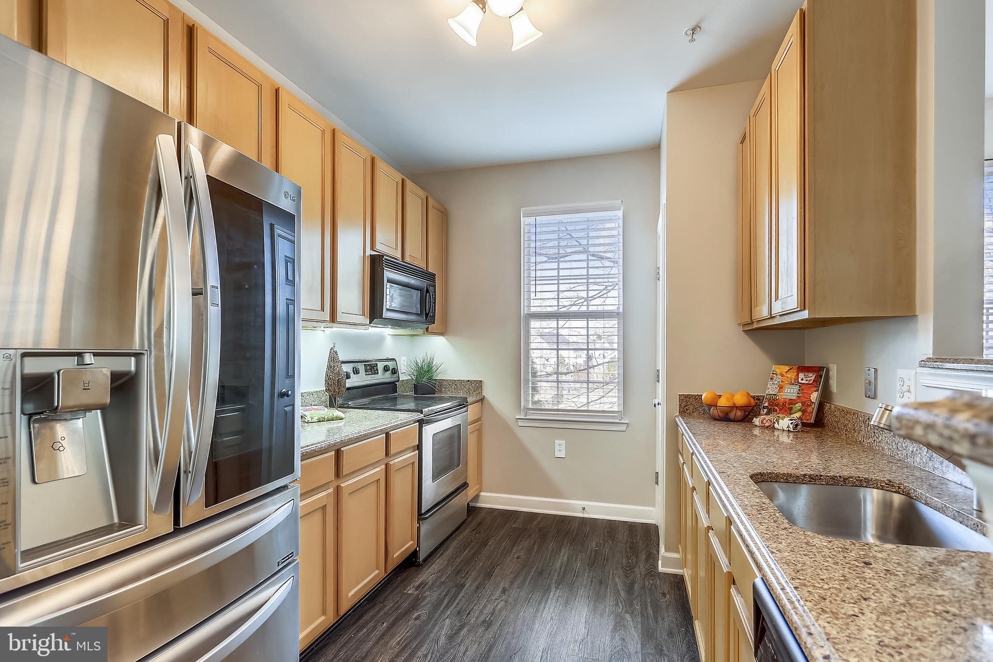 22641 Blue Elder Terrace, Unit 201 Brambleton, VA 20148 - Photo 7 of 42 Beautiful Kitchen with window