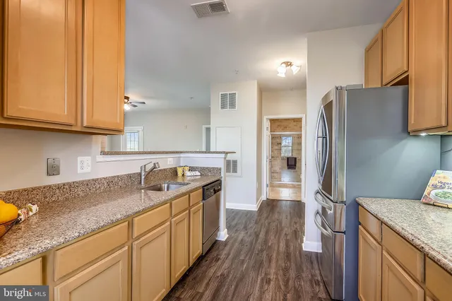 $1,950 | 22641 Blue Elder Terrace, Unit 201, Brambleton, VA 20148