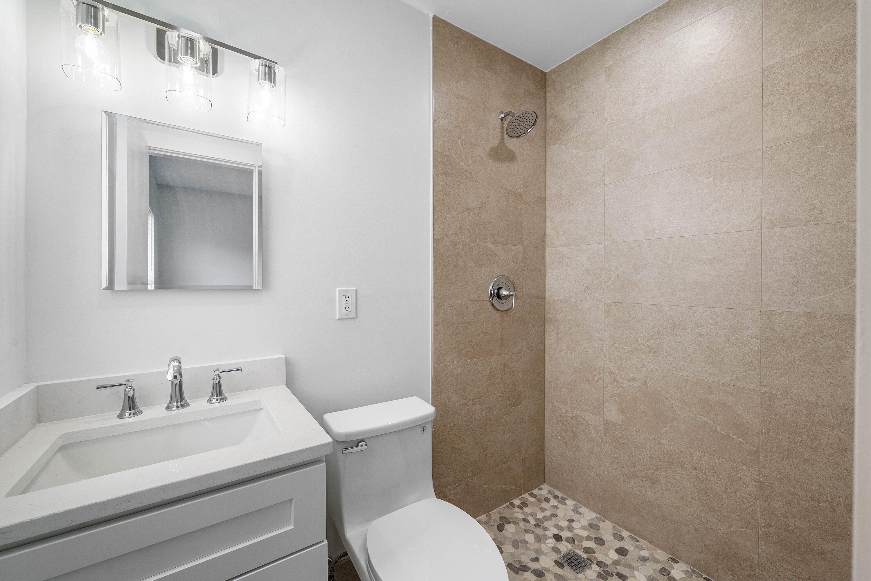 196 Northeast 28th Street Boca Raton, FL 33431 - Photo 12 of 35 196 NE 28th Street (14)