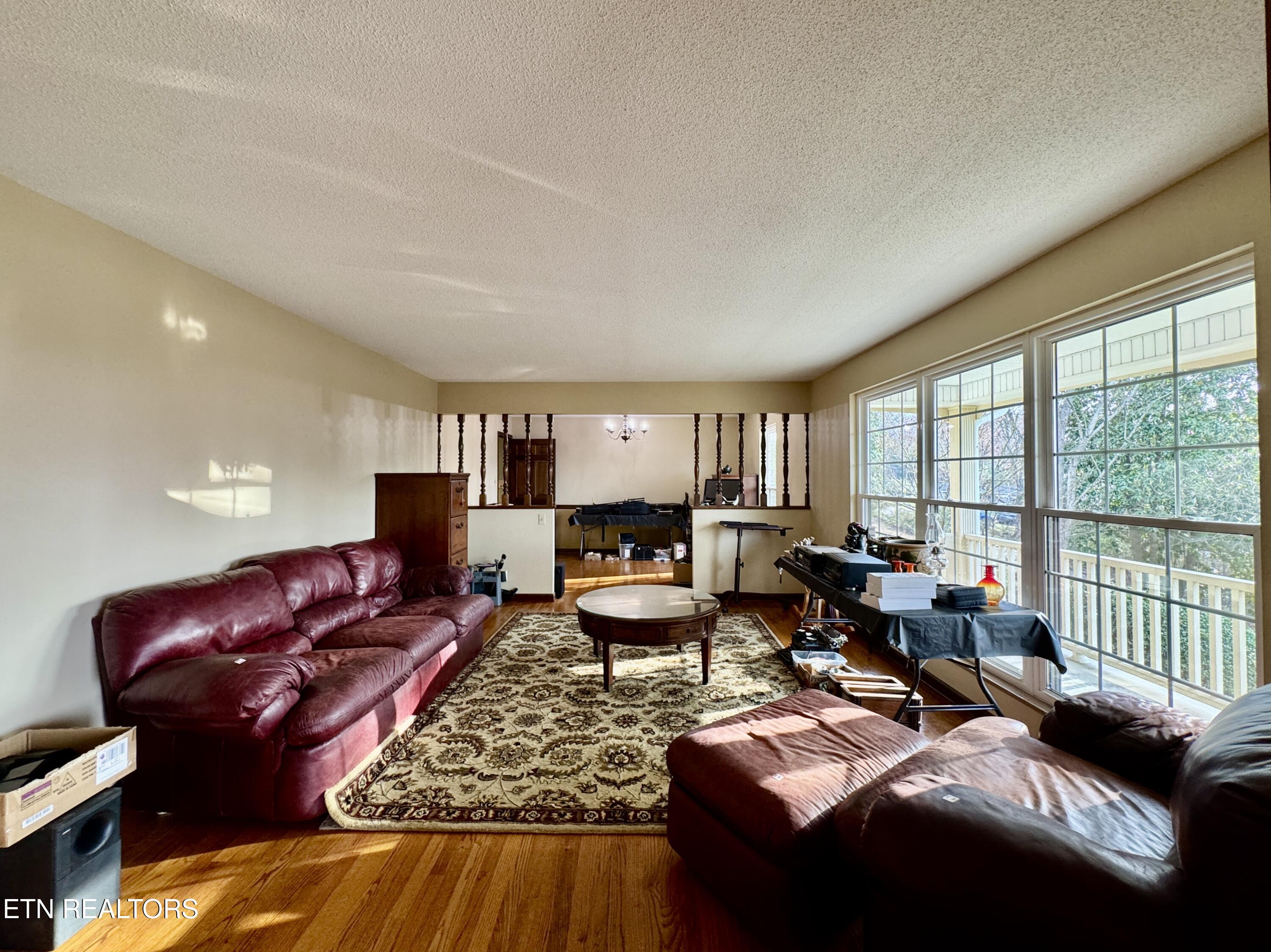 5913 Wassman Road Knoxville, TN 37912 - Photo 14 of 60 10