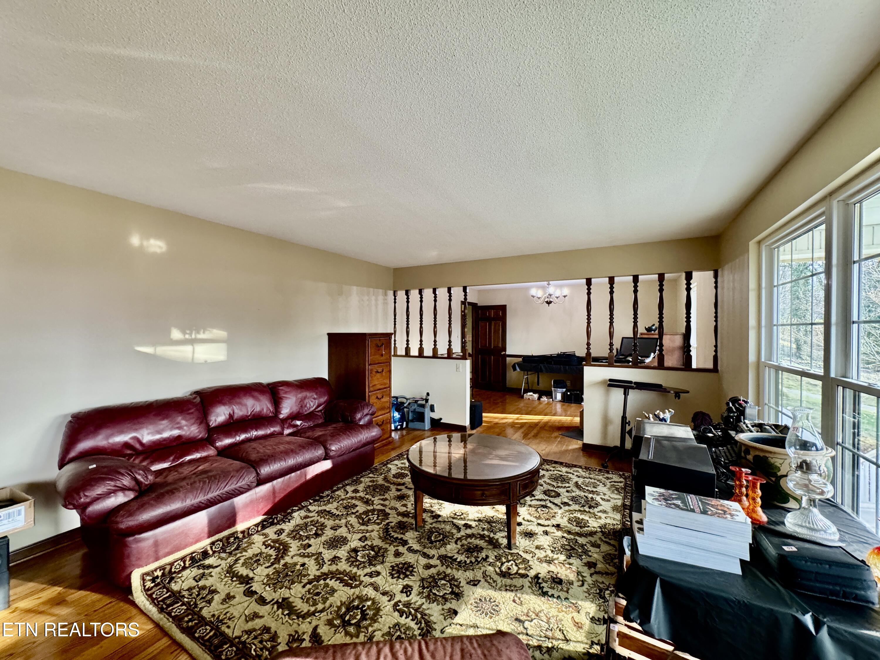 5913 Wassman Road Knoxville, TN 37912 - Photo 16 of 60 12