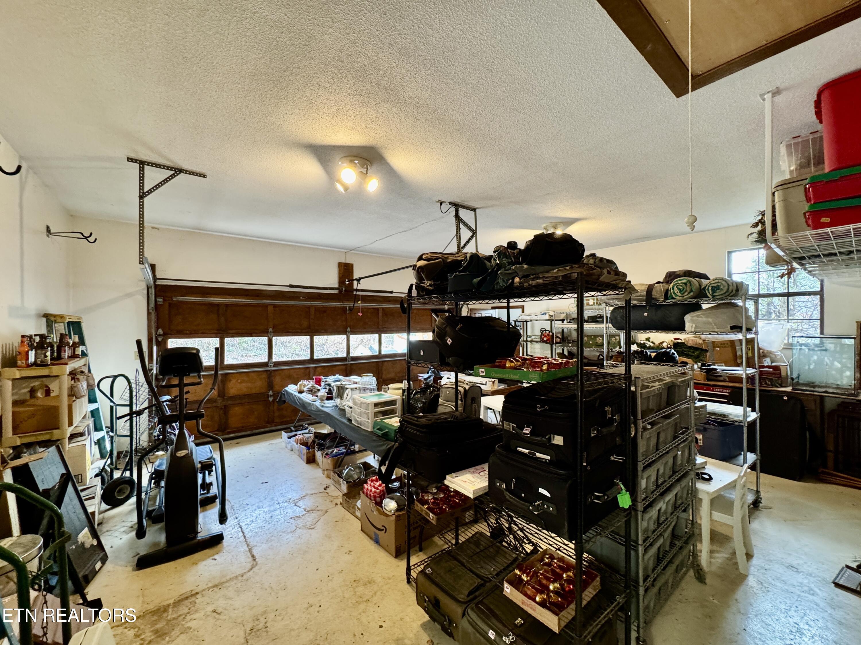 5913 Wassman Road Knoxville, TN 37912 - Photo 28 of 60 24