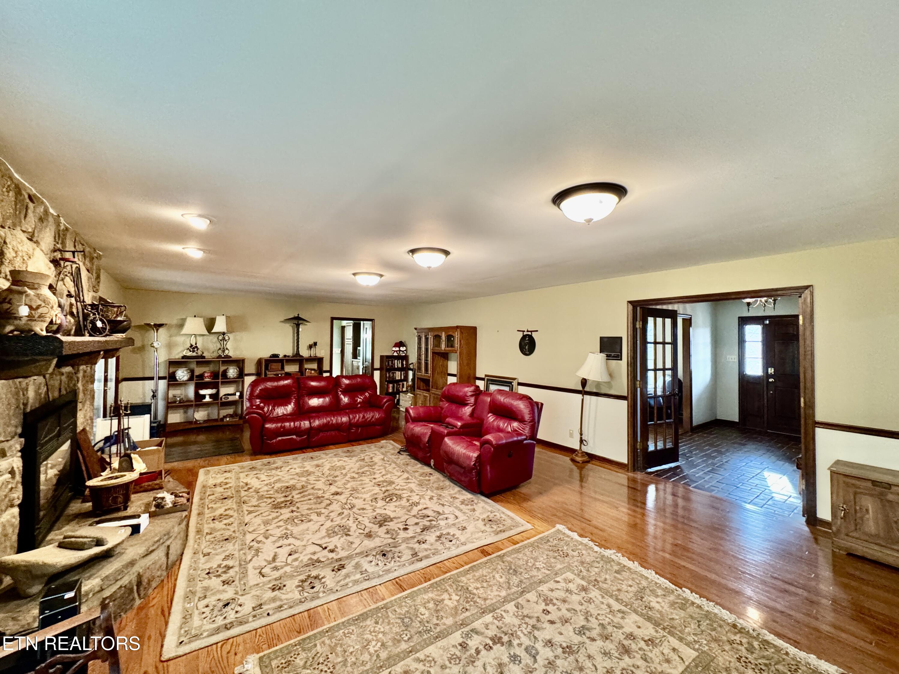 5913 Wassman Road Knoxville, TN 37912 - Photo 34 of 60 30