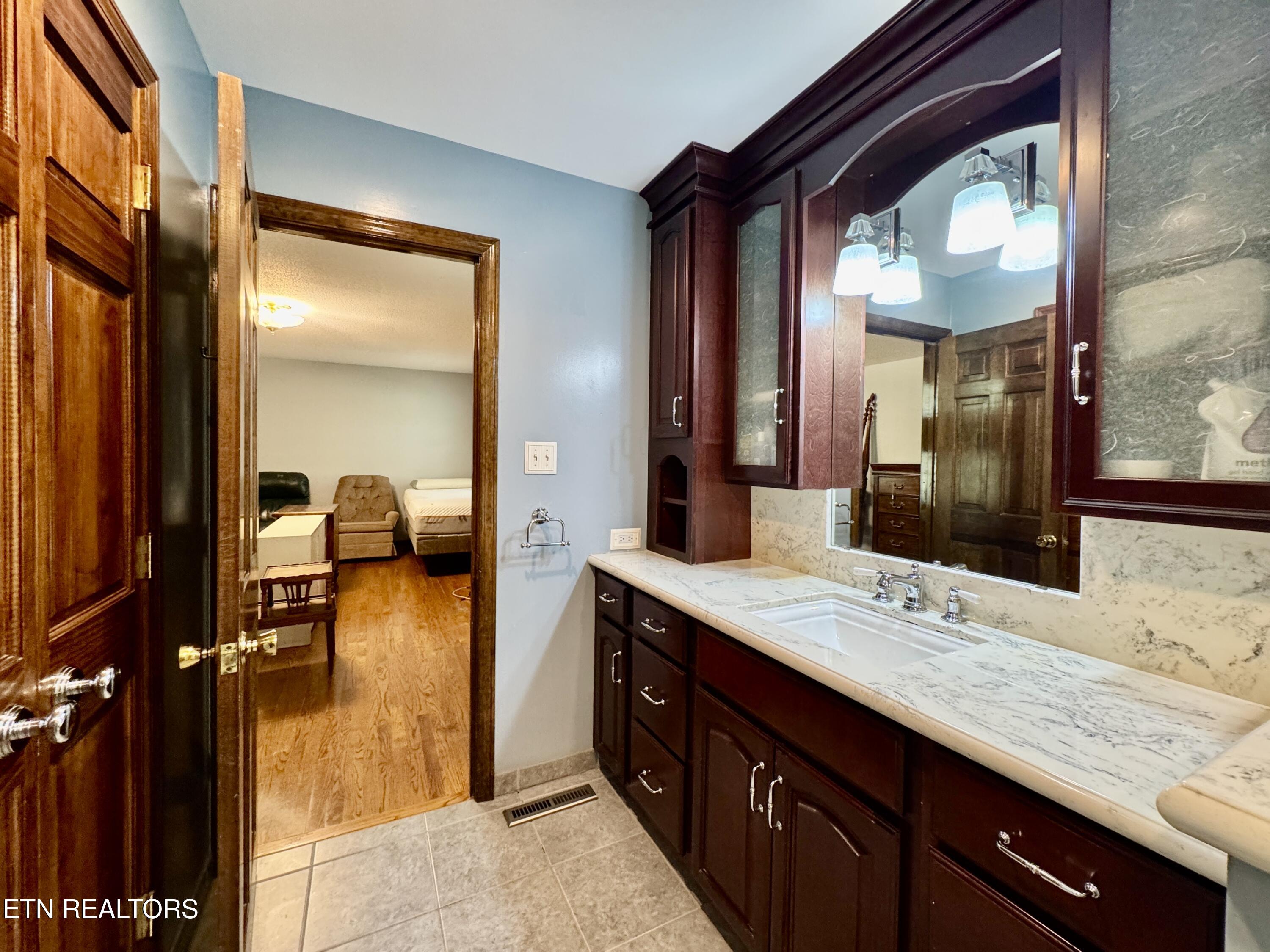 5913 Wassman Road Knoxville, TN 37912 - Photo 50 of 60 46