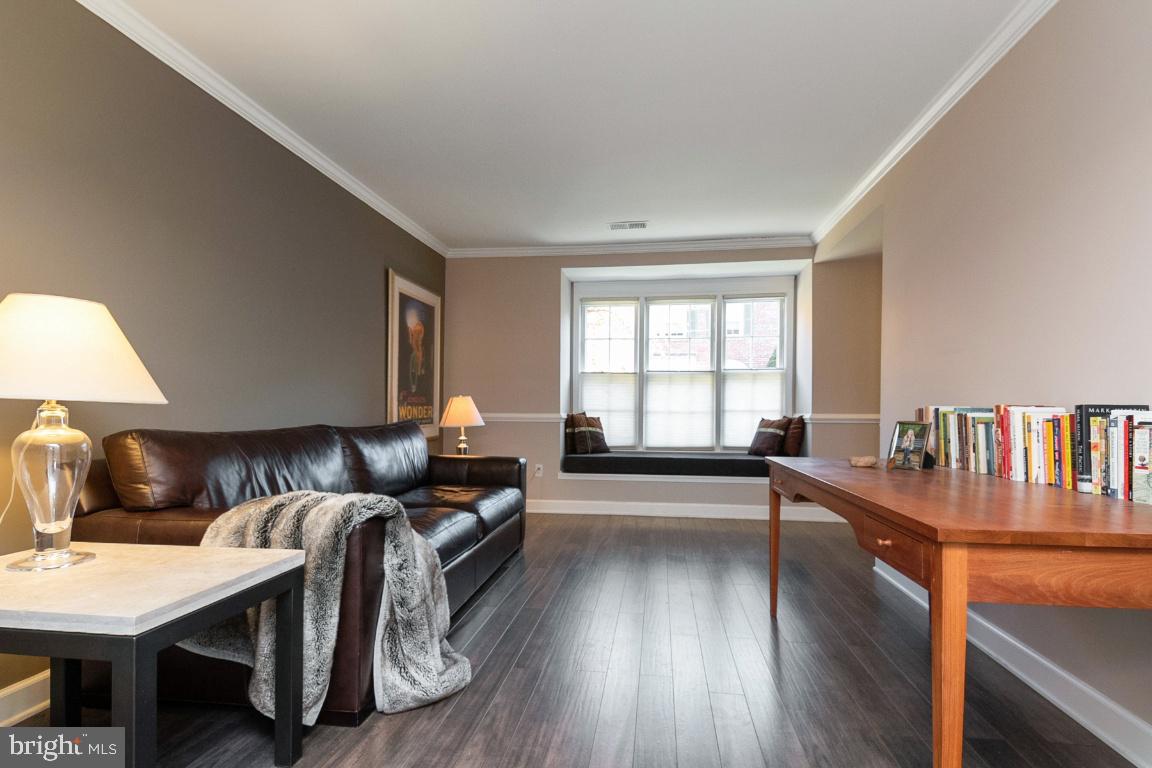 6675 Fairfax Road, Unit 88 Chevy Chase, MD 20815 - Photo 6 of 30 Gallery Image 6