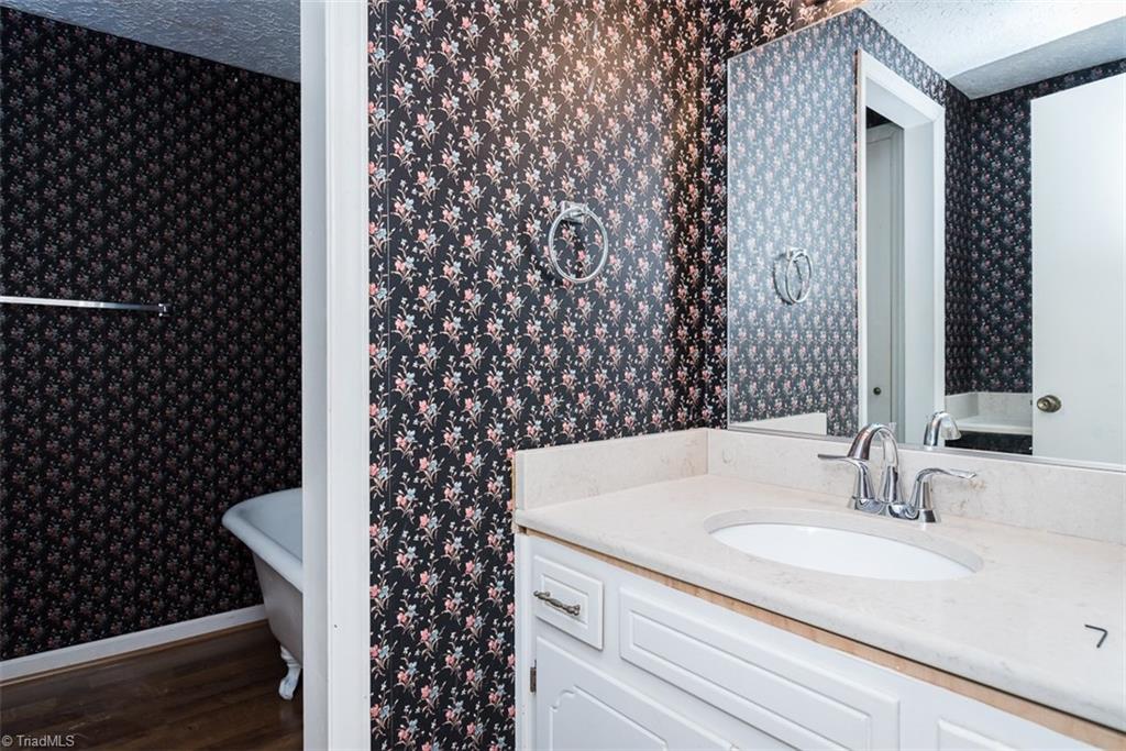 181 Ralph Daniels Road Pelham, NC 27311 - Photo 14 of 29 Gallery Image 14