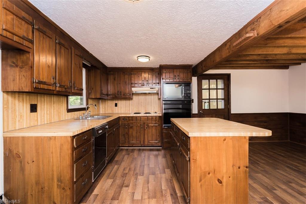 181 Ralph Daniels Road Pelham, NC 27311 - Photo 7 of 29 Gallery Image 7