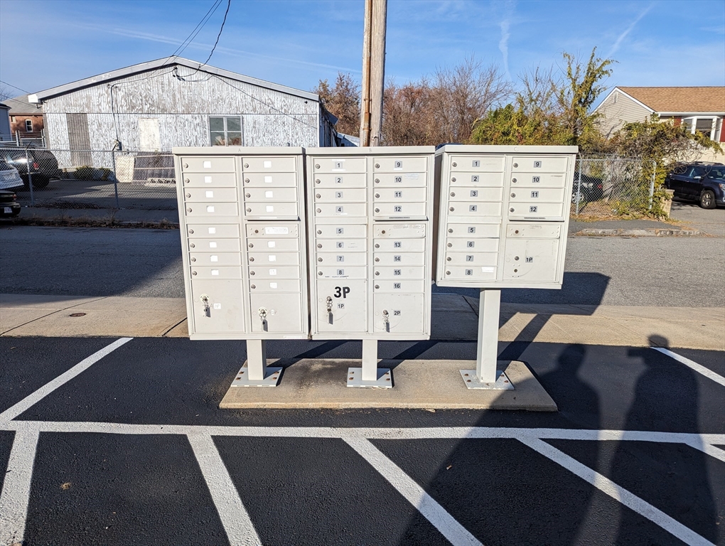 191 Glasgow Street, Unit 3 Fall River, MA 02721 - Photo 13 of 16 a picture of street view
