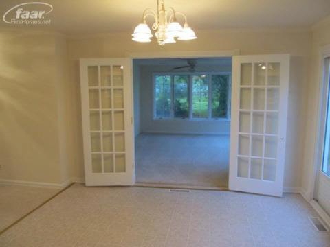 5150 Branch Road Flint, MI 48506 - Photo 6 of 46 20132455-5.JPG