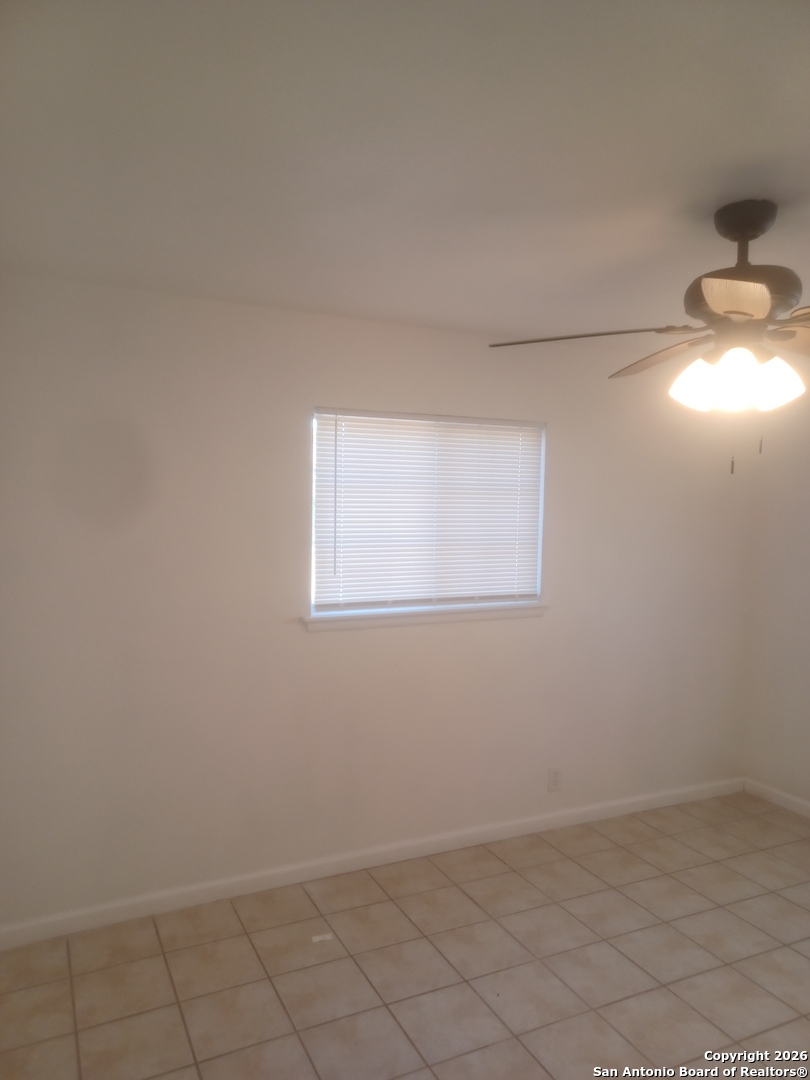 7323 Canterfield Road San Antonio, TX 78240 - Photo 15 of 19