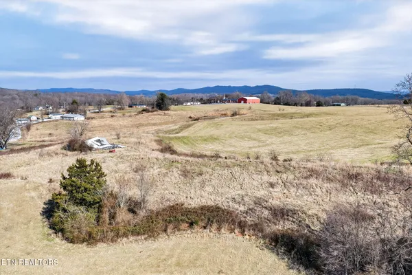 $599,000 | 0 Moodyville Loop, Byrdstown, TN 38549