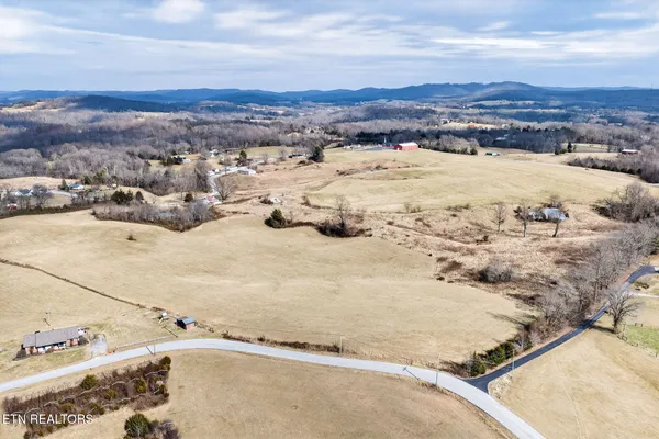 $599,000 | 0 Moodyville Loop, Byrdstown, TN 38549