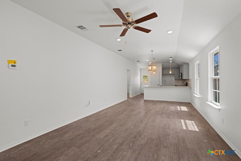 350 Monty Road Copperas Cove, TX 76522 - Photo 2 of 9