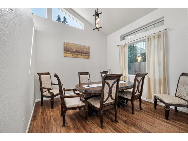 $768,000 | 6831 Holly Street, Springfield, OR 97478