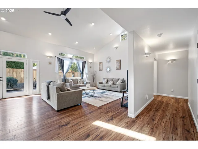 $768,000 | 6831 Holly Street, Springfield, OR 97478