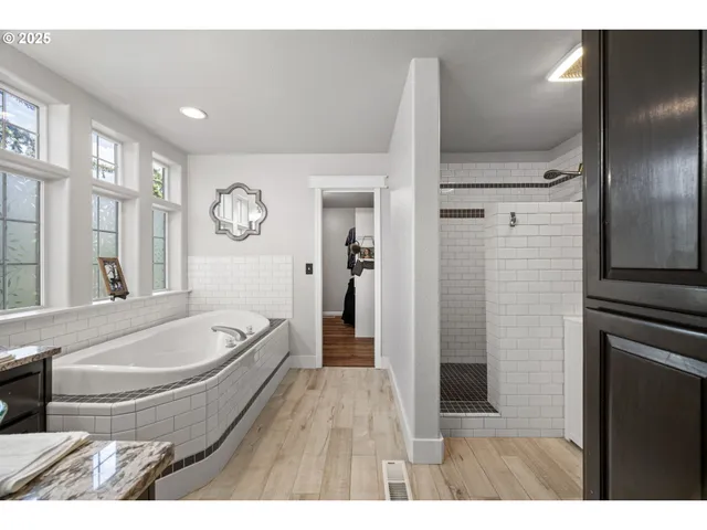 $768,000 | 6831 Holly Street, Springfield, OR 97478