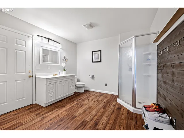 $768,000 | 6831 Holly Street, Springfield, OR 97478